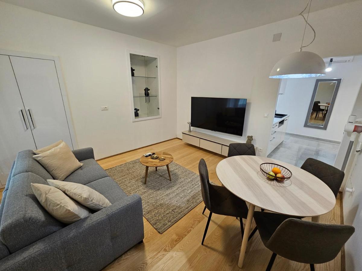 Cosy&Lux On Main Square, Korzo Rijeka Apartment Exterior foto